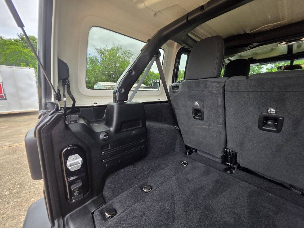 2021 Jeep Wrangler Unlimited Image 26