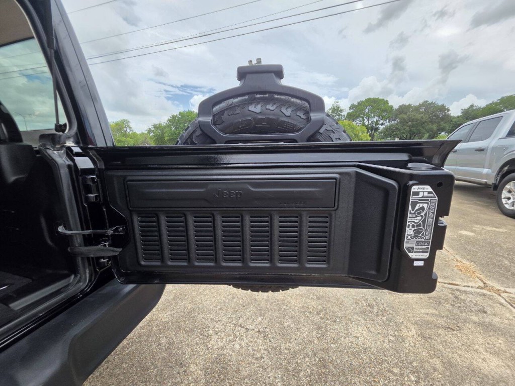 2021 Jeep Wrangler Unlimited Image 27