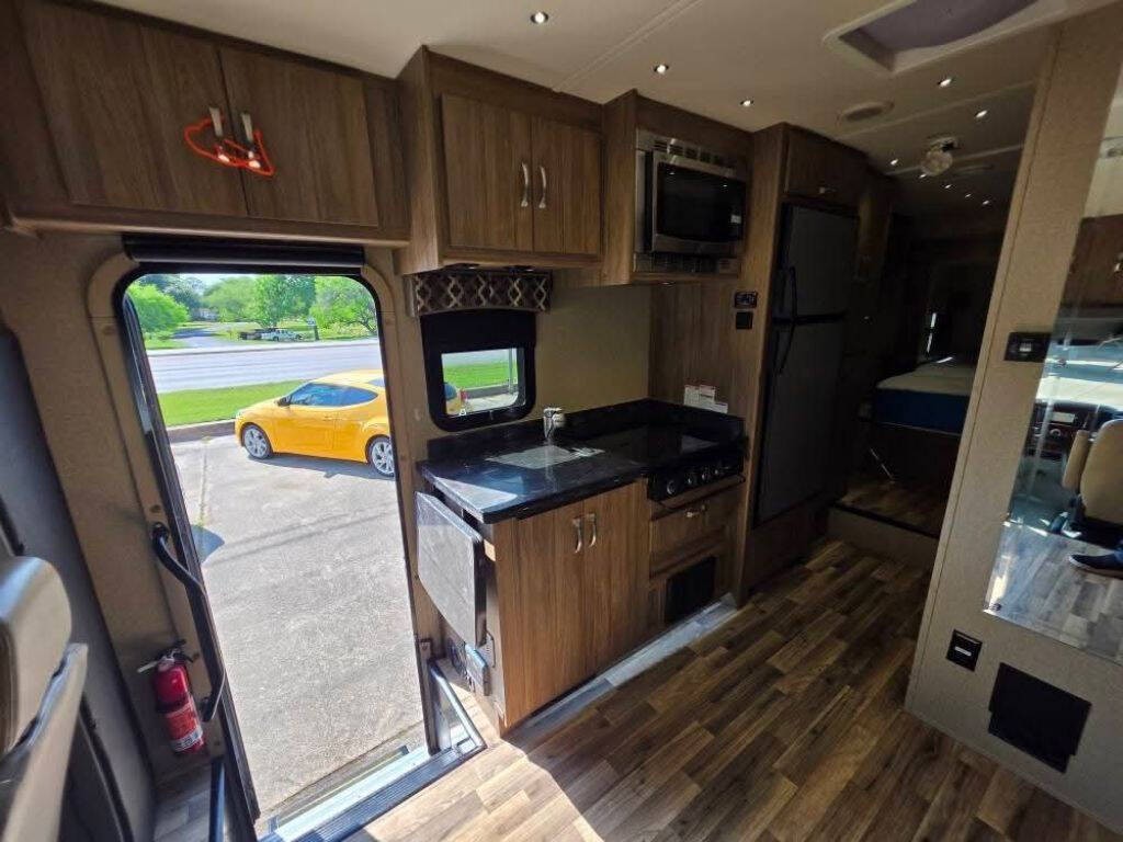2016 Mercedes-Benz Sprinter Image 46