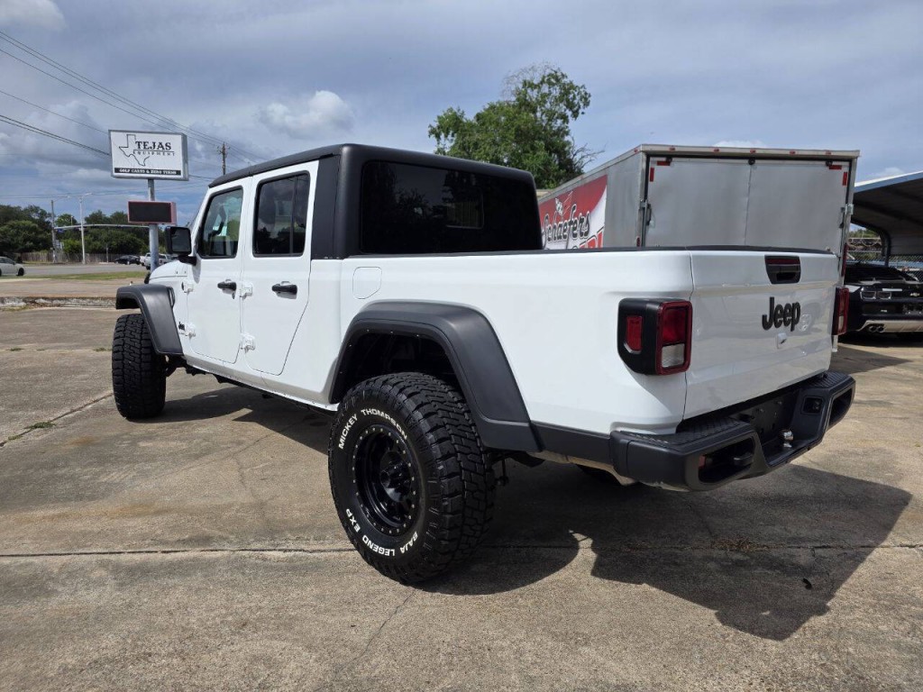 2023 Jeep Gladiator Image 7