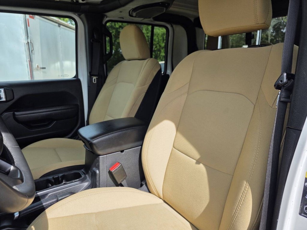 2023 Jeep Gladiator Image 9