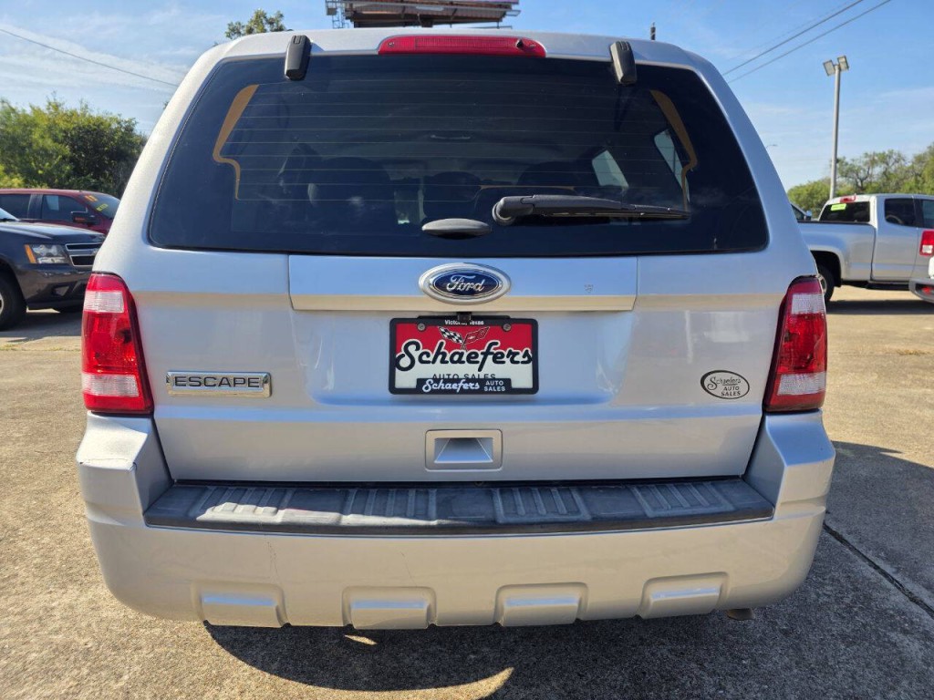 2011 Ford Escape Image 8