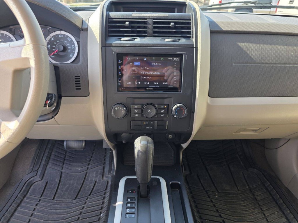 2011 Ford Escape Image 19