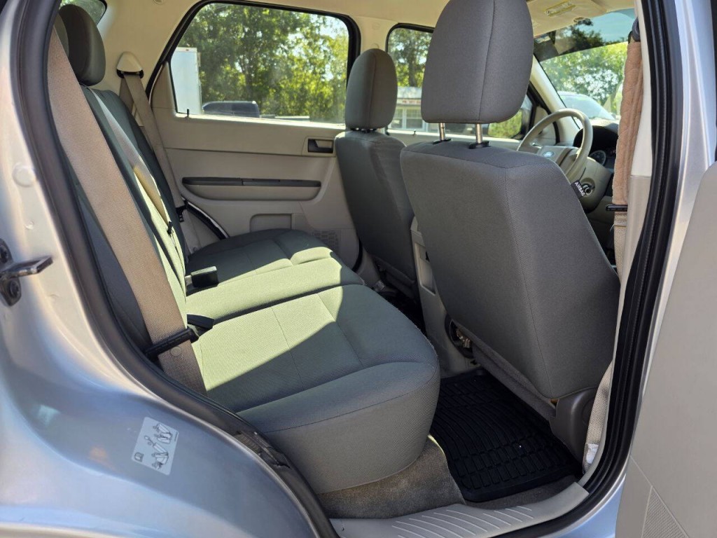 2011 Ford Escape Image 31