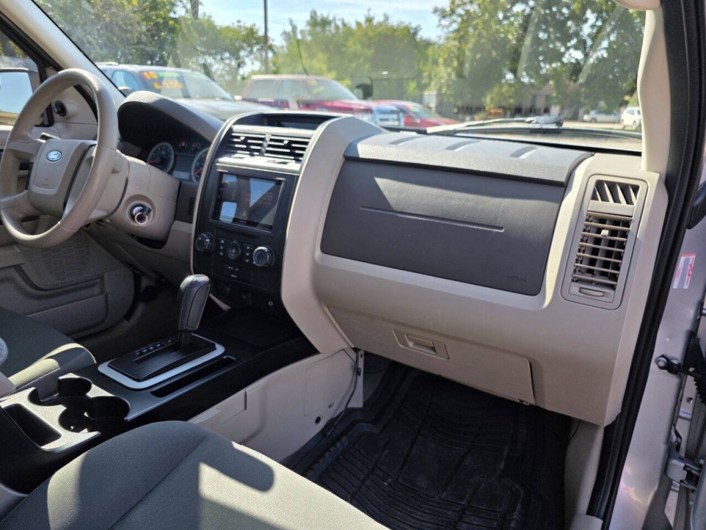 2011 Ford Escape Image 37