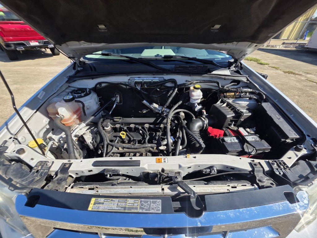 2011 Ford Escape Image 42