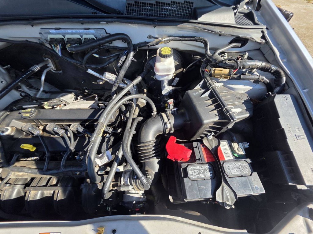 2011 Ford Escape Image 43