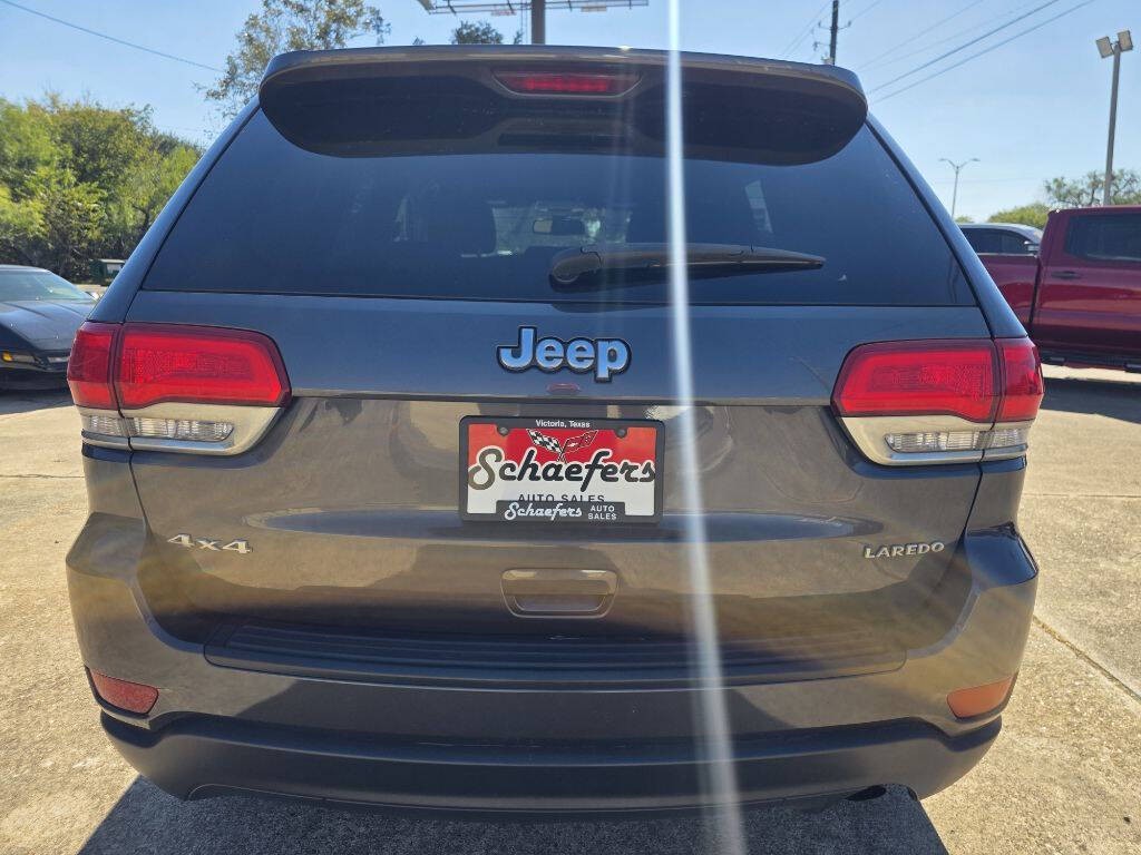 2016 Jeep Grand Cherokee Image 9