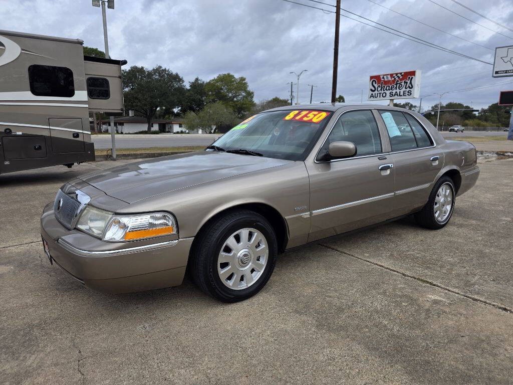 2005 Mercury Grand Marquis Image 2
