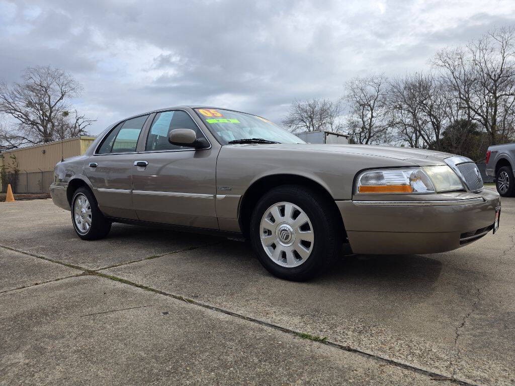 2005 Mercury Grand Marquis Image 5