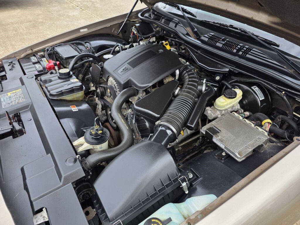 2005 Mercury Grand Marquis Image 15