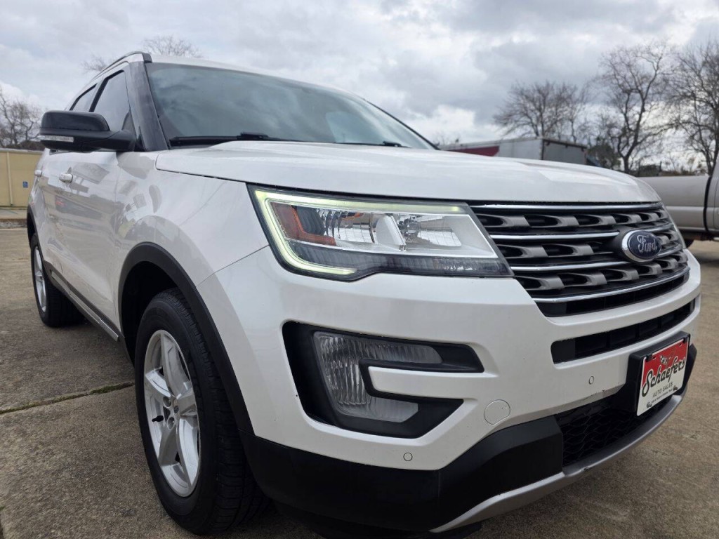 2017 Ford Explorer Image 7