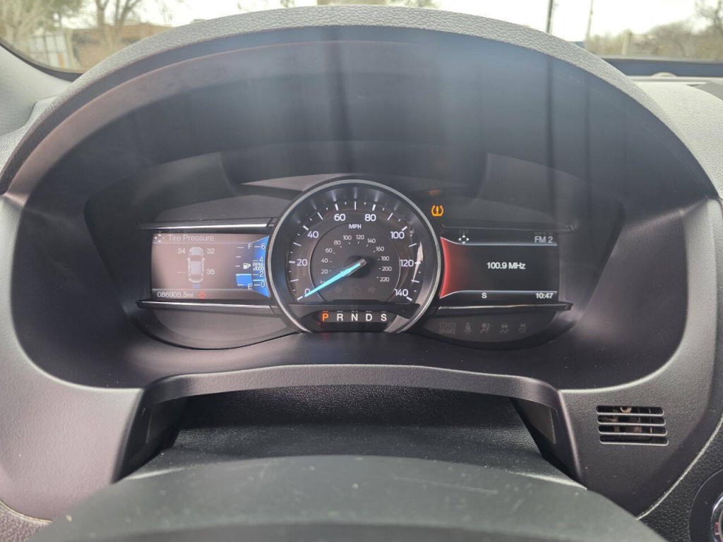 2017 Ford Explorer Image 23