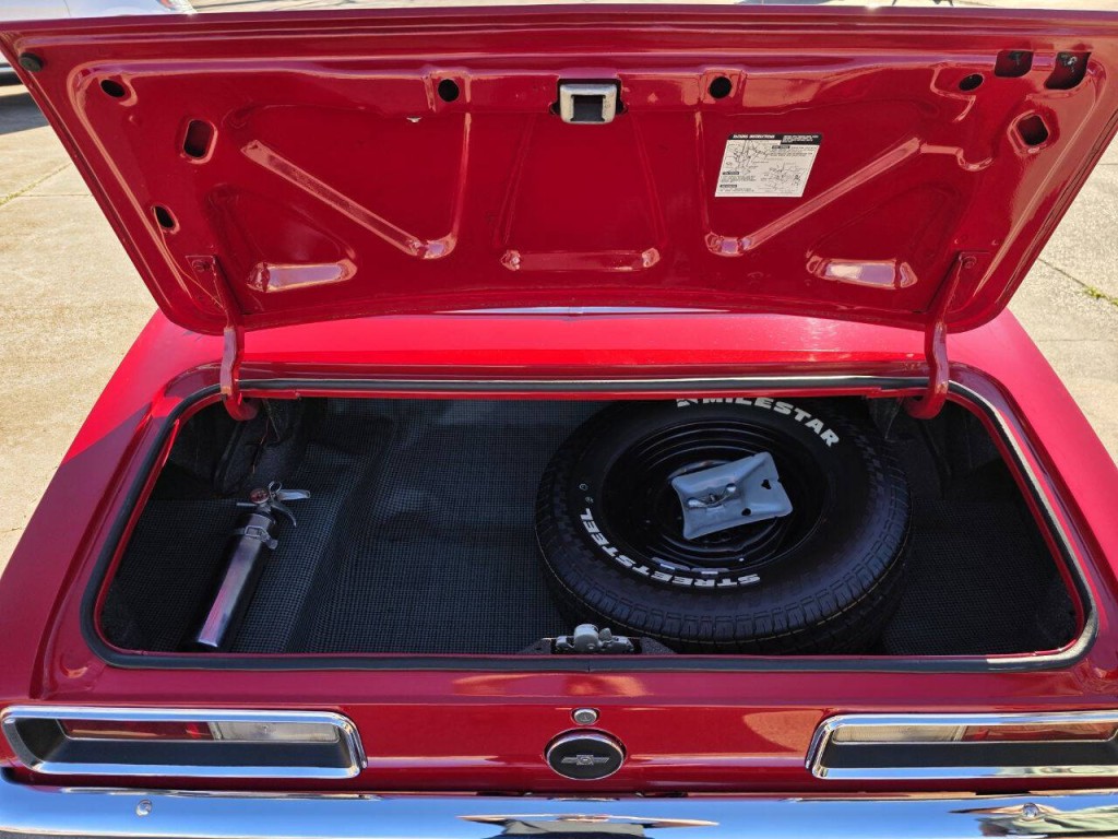 1967 Chevrolet Camaro Image 30