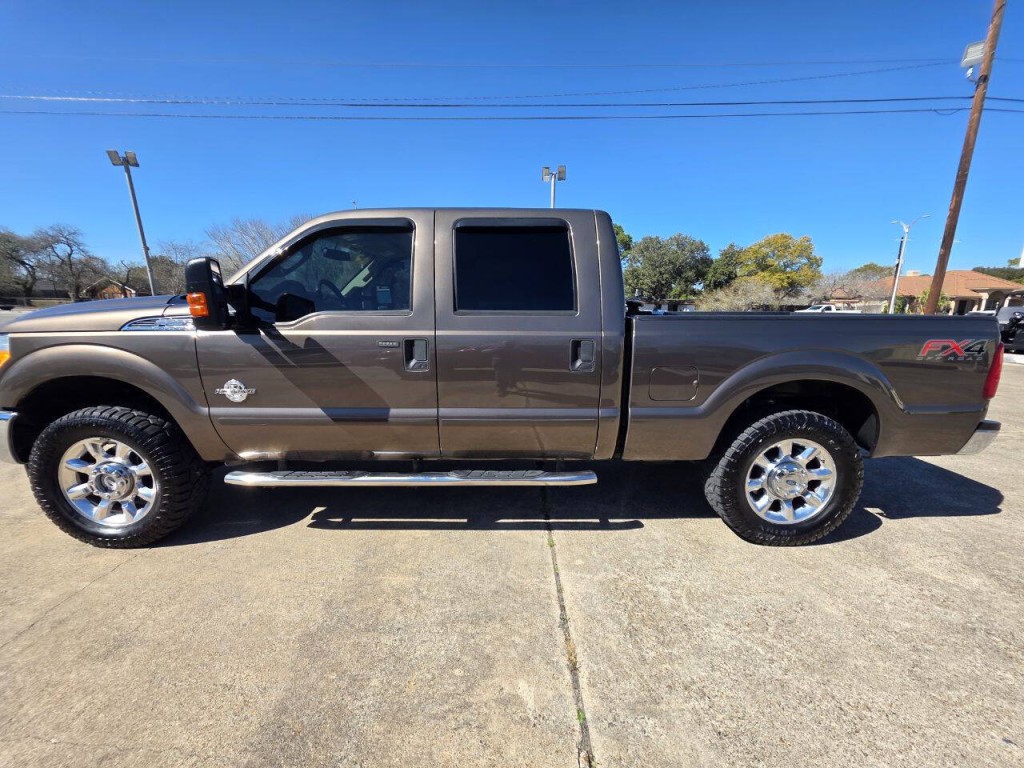2015 Ford F-250 Image 16