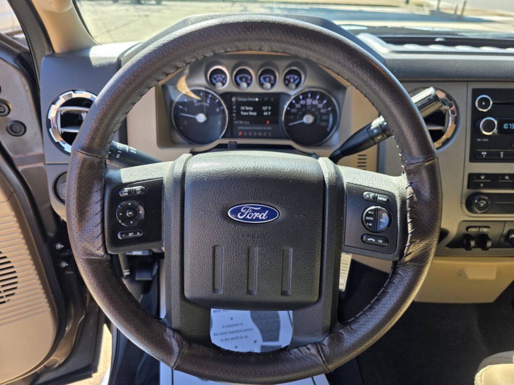2015 Ford F-250 Image 33