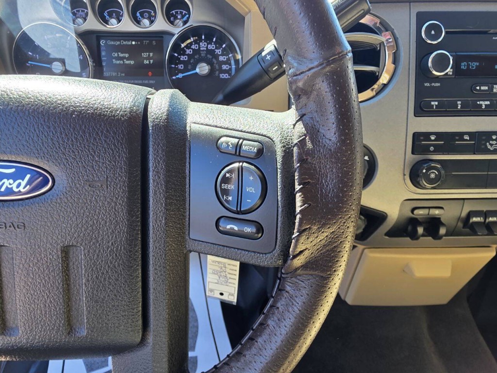 2015 Ford F-250 Image 35