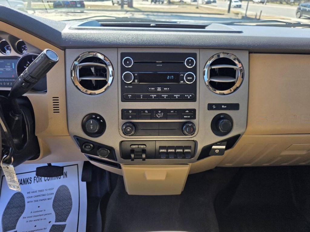 2015 Ford F-250 Image 37