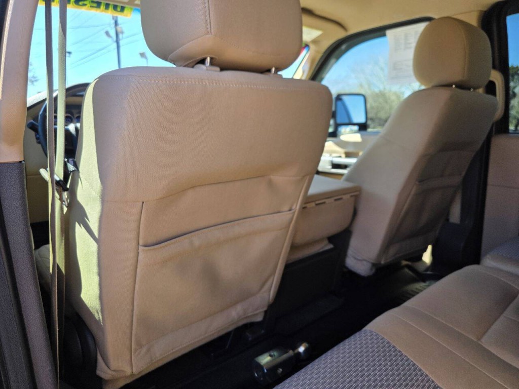 2015 Ford F-250 Image 41