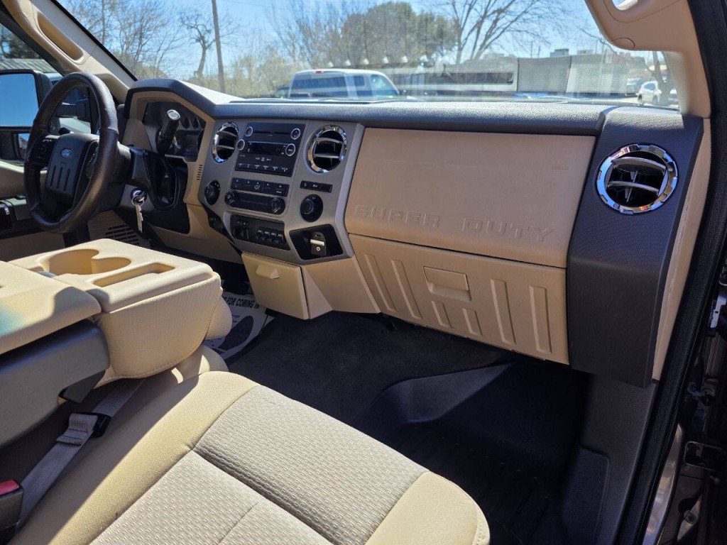 2015 Ford F-250 Image 48