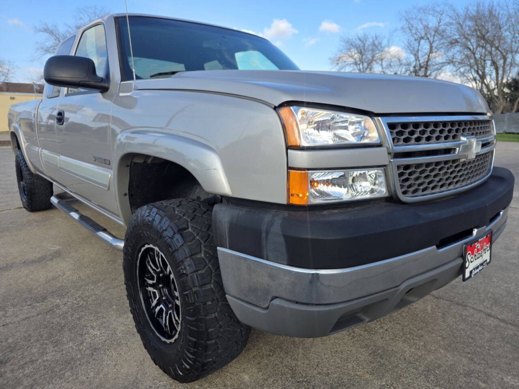 2005 Chevrolet Silverado 1500 Image 4