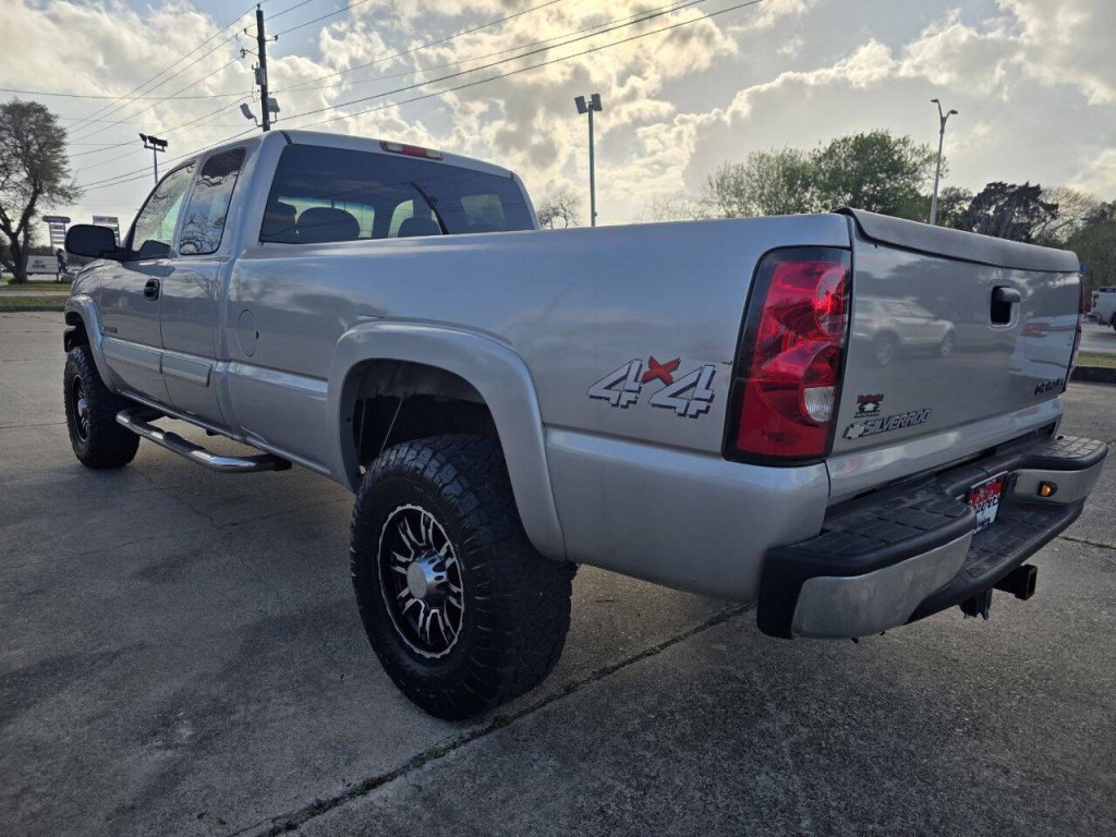 2005 Chevrolet Silverado 1500 Image 8