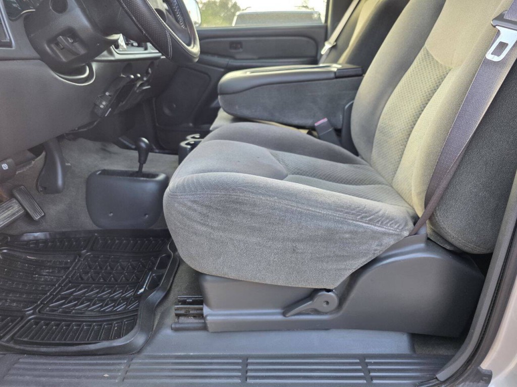 2005 Chevrolet Silverado 1500 Image 15