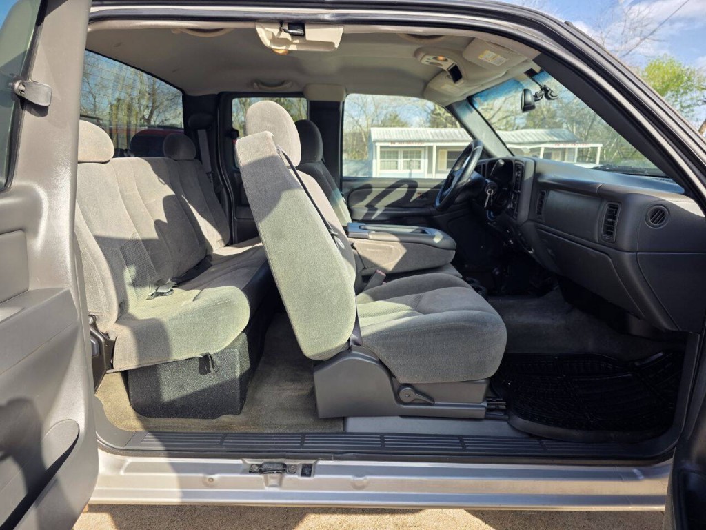 2005 Chevrolet Silverado 1500 Image 26