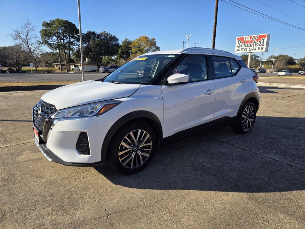 2024 Nissan Kicks Image 2