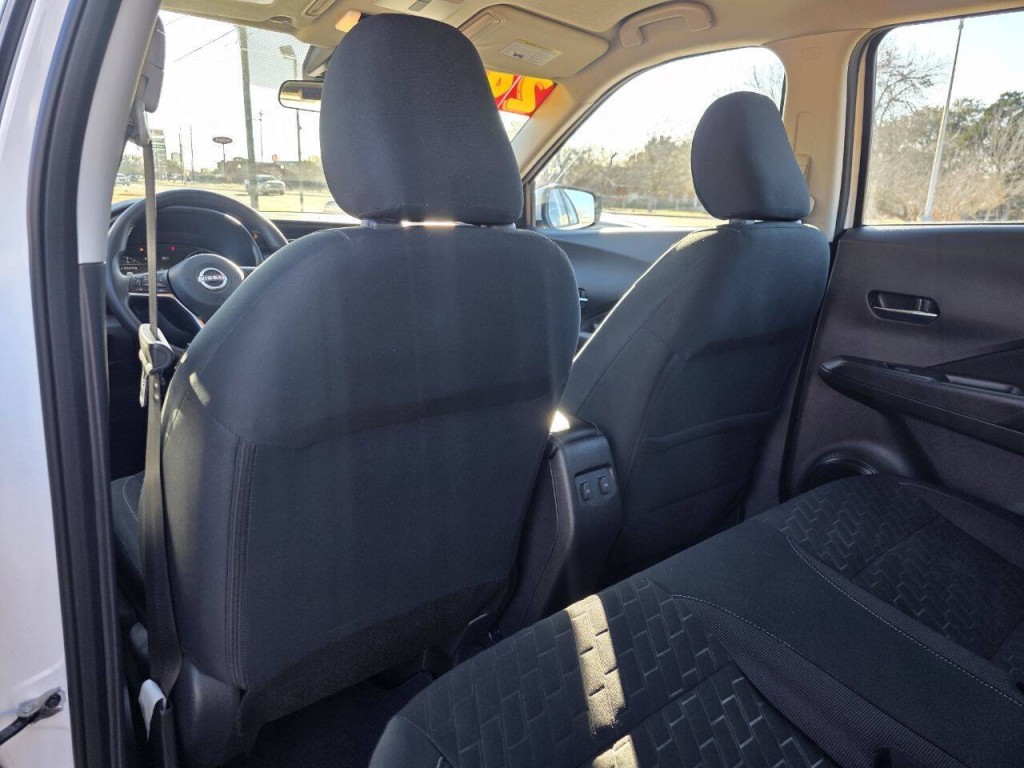 2024 Nissan Kicks Image 21