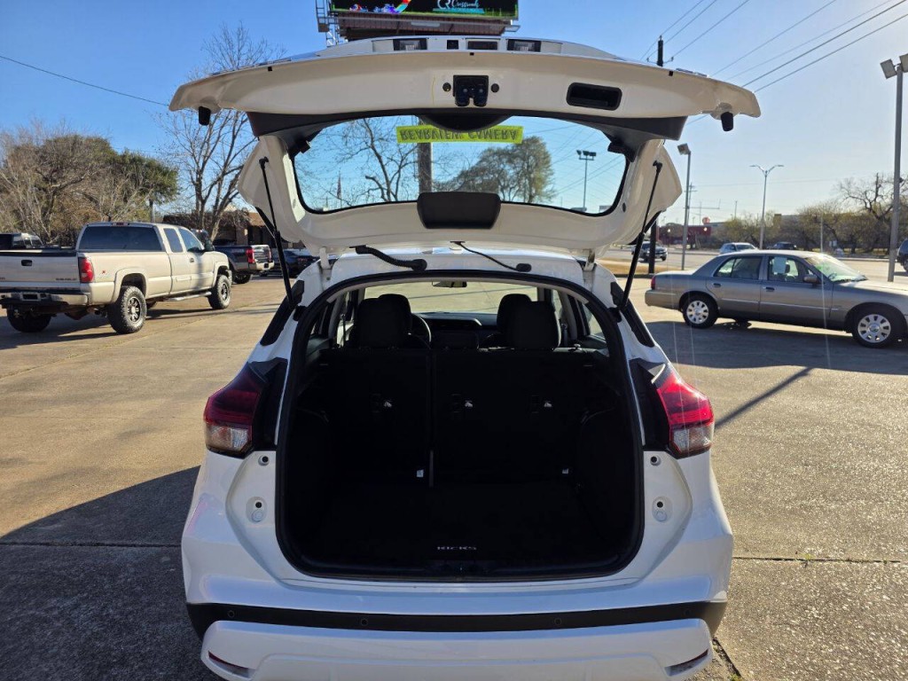 2024 Nissan Kicks Image 25