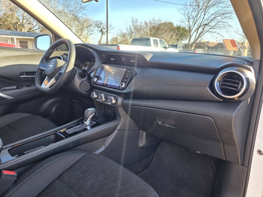 2024 Nissan Kicks Image 31