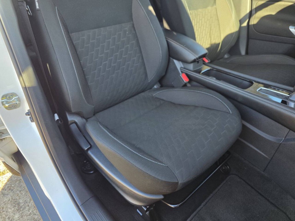 2024 Nissan Kicks Image 33