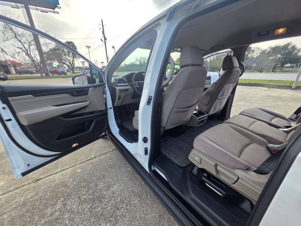 2022 Honda Odyssey Image 13