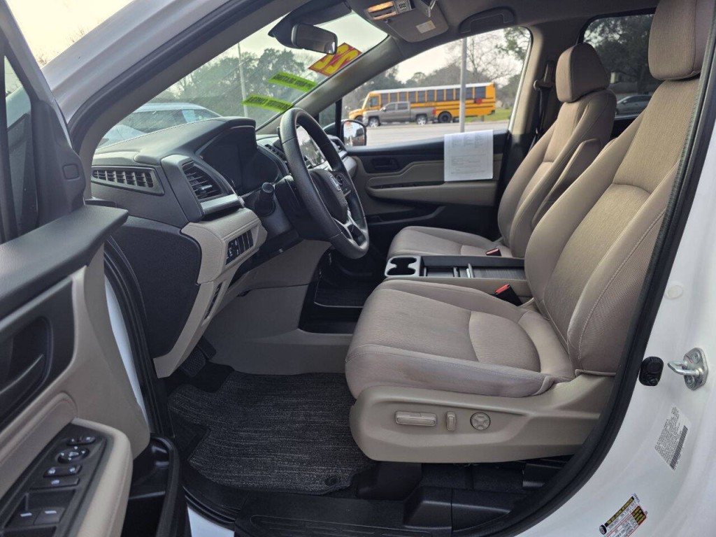 2022 Honda Odyssey Image 17