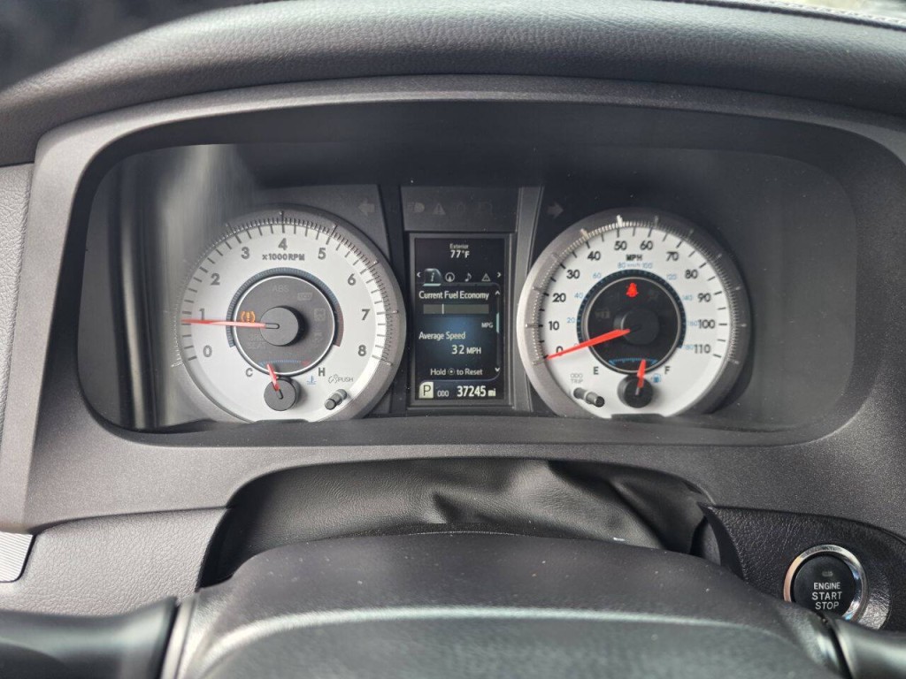 2015 Toyota Sienna Image 19