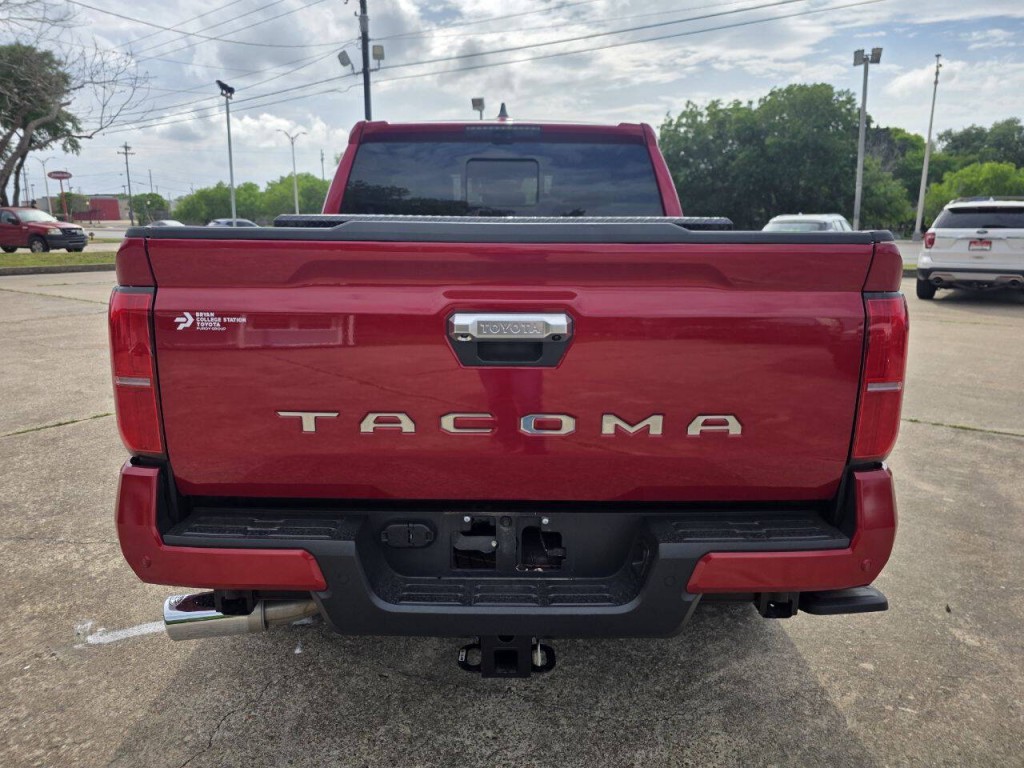 2025 Toyota Tacoma Image 5