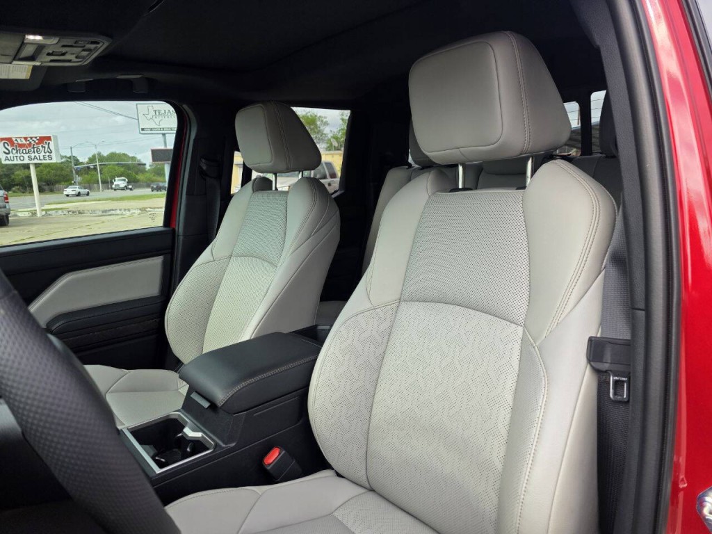 2025 Toyota Tacoma Image 10