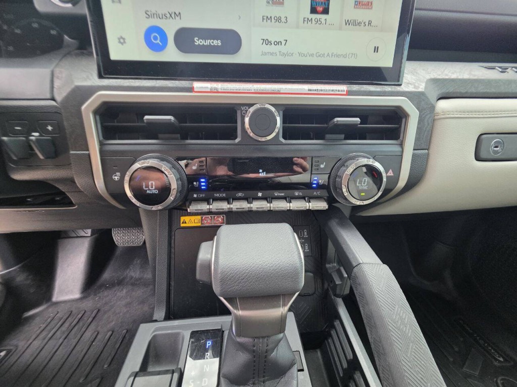 2025 Toyota Tacoma Image 15