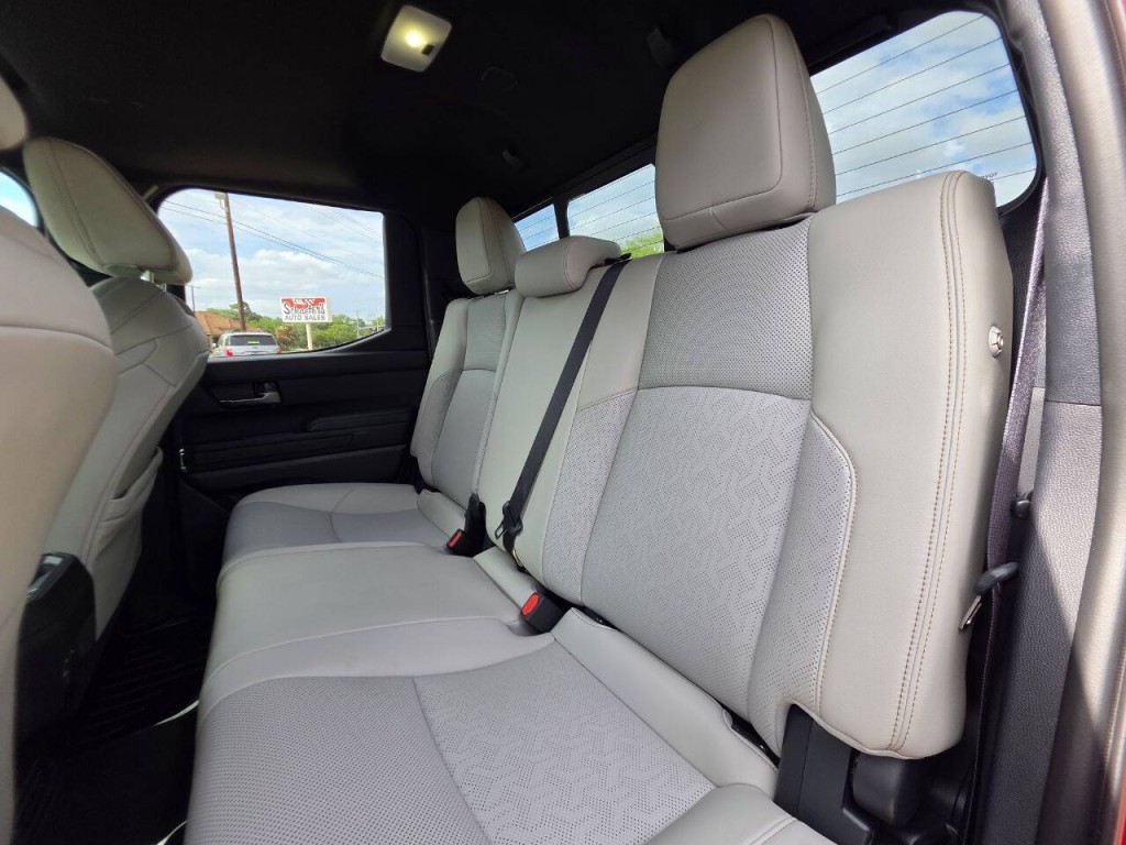 2025 Toyota Tacoma Image 19