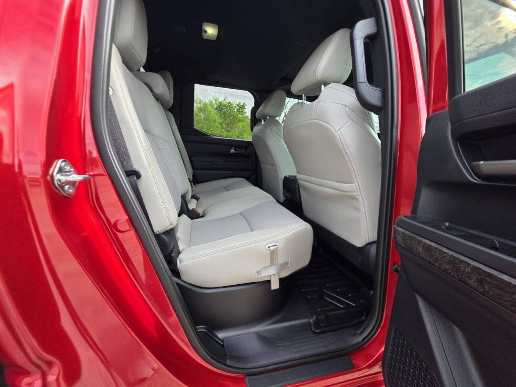 2025 Toyota Tacoma Image 23