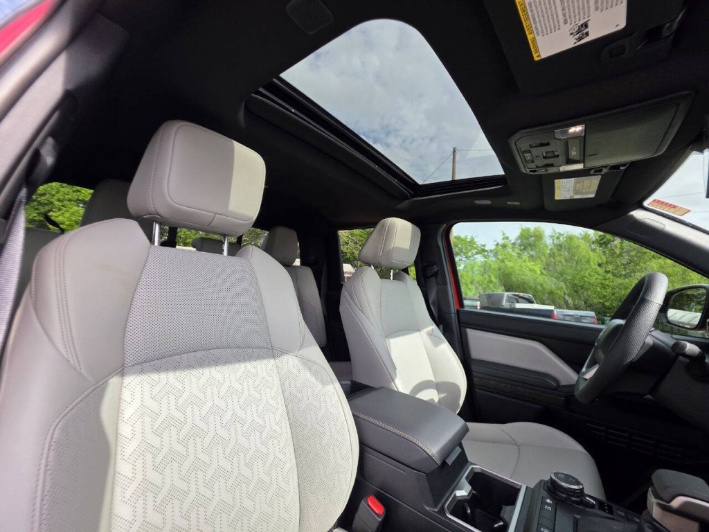 2025 Toyota Tacoma Image 30