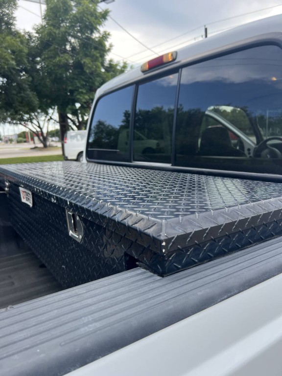 2003 Ford F-350 Image 2