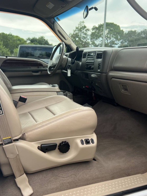 2003 Ford F-350 Image 8