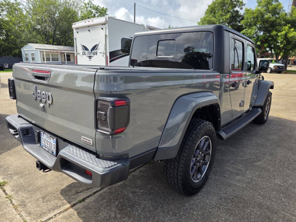 2022 Jeep Gladiator Image 6