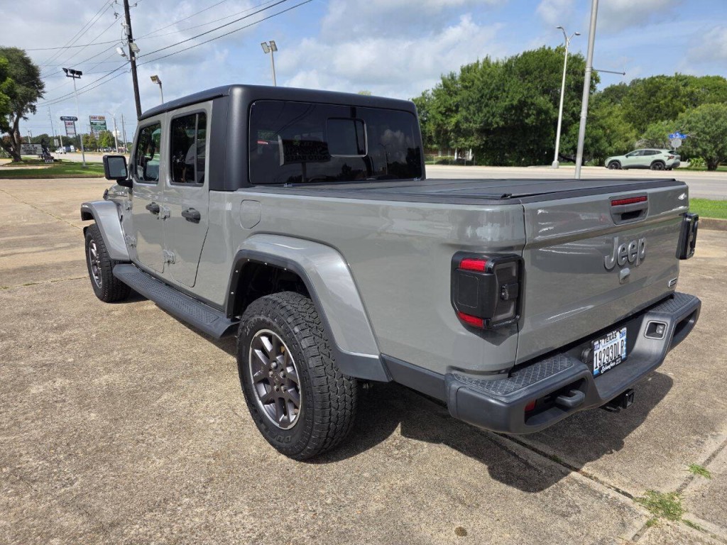2022 Jeep Gladiator Image 8