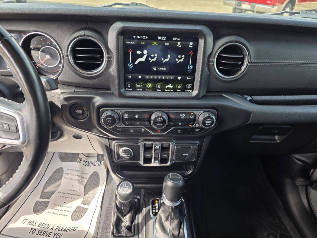 2022 Jeep Gladiator Image 17