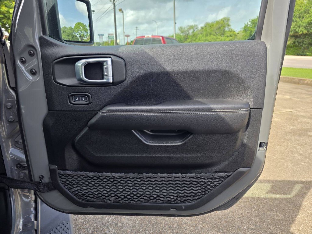 2022 Jeep Gladiator Image 33