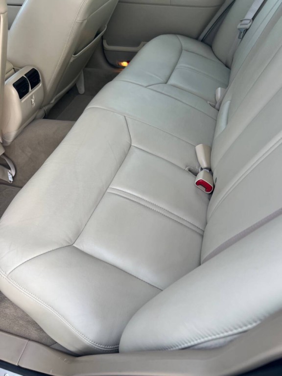 2009 Lincoln Town Car Image 17