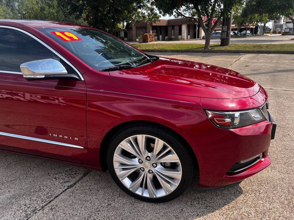 2019 Chevrolet Impala Image 2